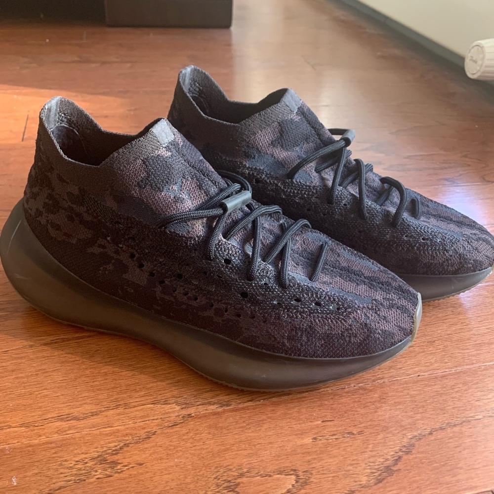 Mens Adidas Yeezy Boost 380 “Onyx”- Size 9.5